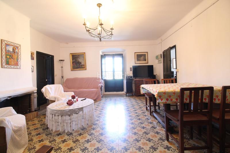 Foto cc29e261-d219-425d-9651-70b8541f8b8f. Chalet casa chalet en Mollet de Peralada
