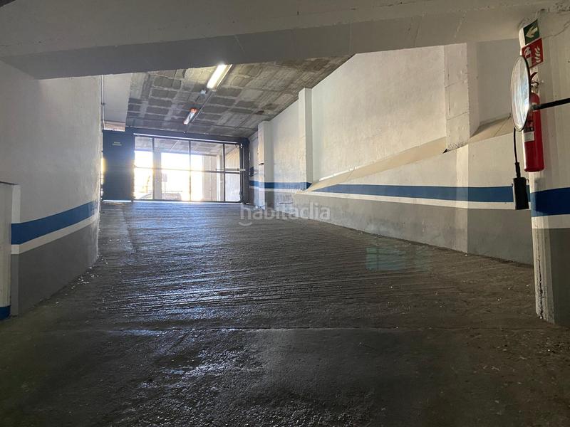 Foto bc569f09-7311-4be0-8efc-db5dbc009558. Posto auto in Centre Figueres