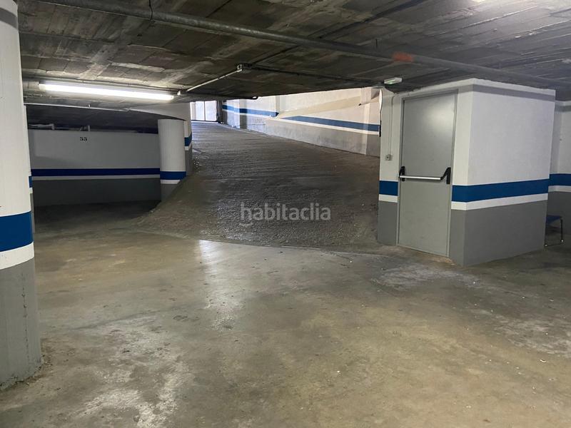 Foto d2d16d11-2889-4a4d-b2eb-0dd6537e2aa0. Posto auto in Centre Figueres