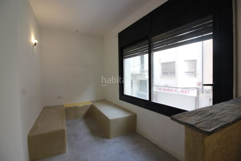 Foto 6d689218-d388-434f-9801-764e8c569529. Rent business premise in Centre Roses