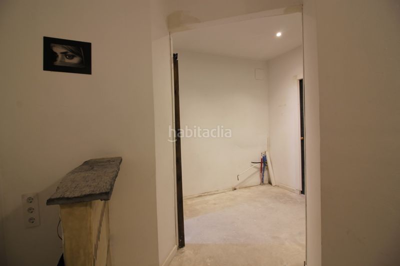 Foto ff760a8f-d1c9-4548-ae60-42c22a261888. Rent business premise in Centre Roses