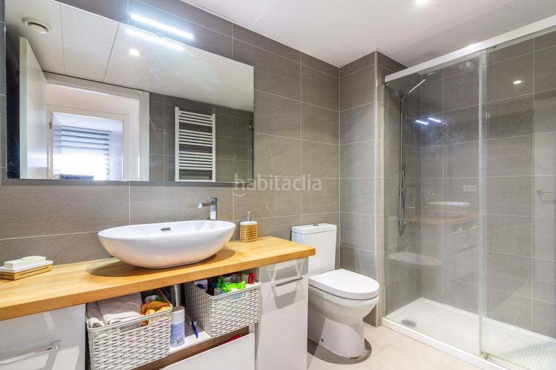 Foto fa400cee-ce0b-4bf8-87e2-bf744e211af3. Piso  en Centre Roses