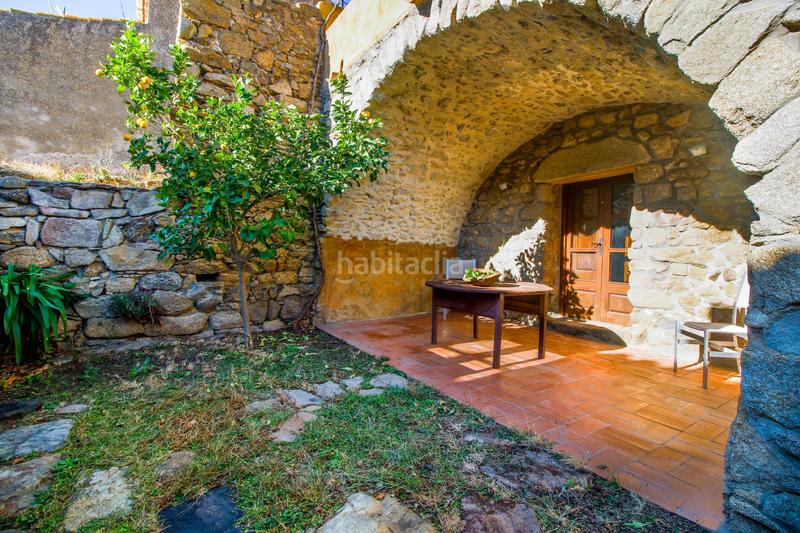 Foto f005fc09-a07f-45b4-97da-9db48d08a1ff. Masía casa rústica en Cantallops