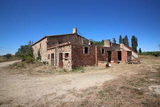 Masia a Pau. Casa rústica
