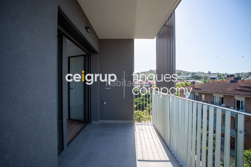 Foto ee9ba374-284f-48f8-ad69-b6b644b645b3. Dúplex amb calefacció piscina a Montilivi Girona