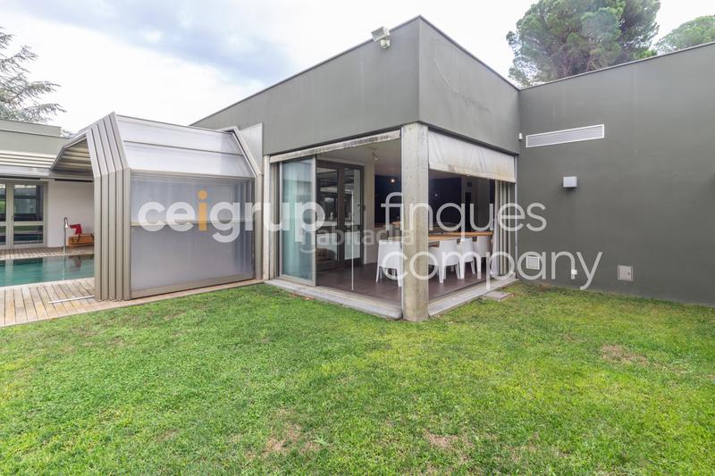 Foto ec5954a3-39c1-483d-856b-73fa2247fcb2. Chalet casa chalet en Jonquera (La)