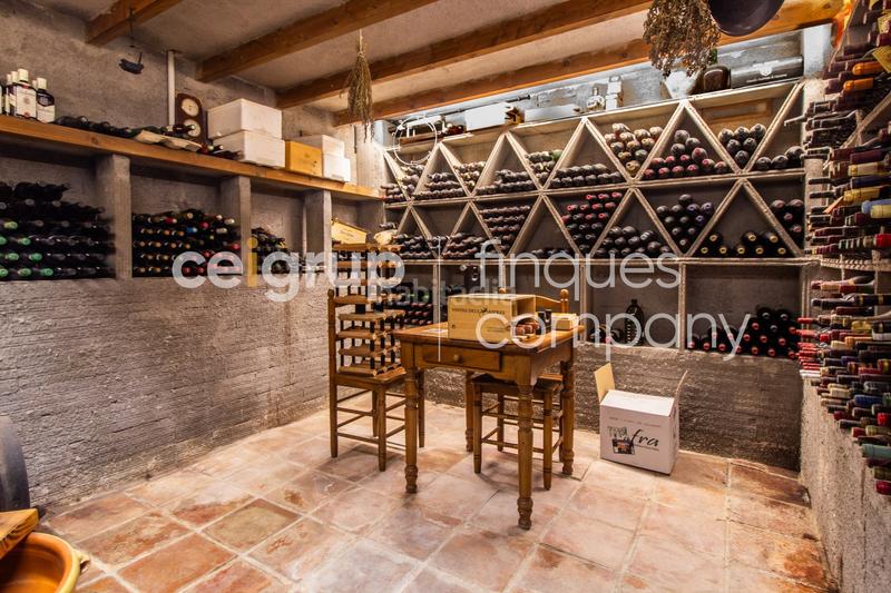 Foto ec89f957-ebd0-49e9-b0fc-046d06c2299f. Chalet casa chalet en Jonquera (La)