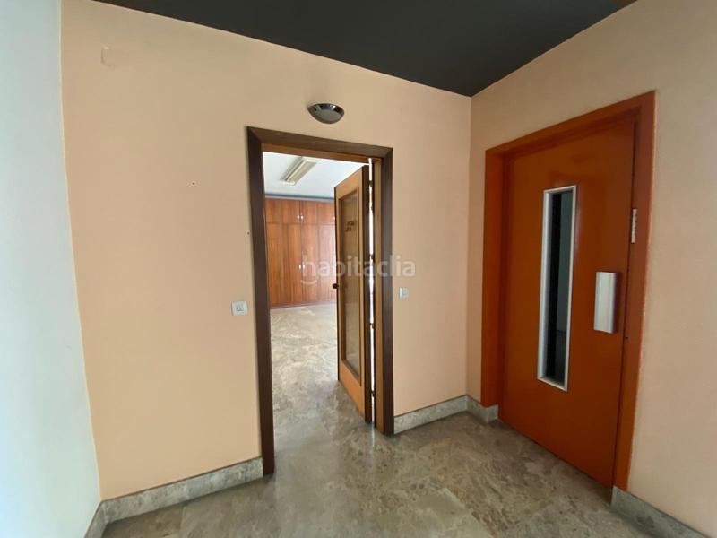 Foto 6fd8d2d6-a0fb-4810-8922-55c91386e9f6. Miete geschäftsraum in Creu de la Mà Figueres