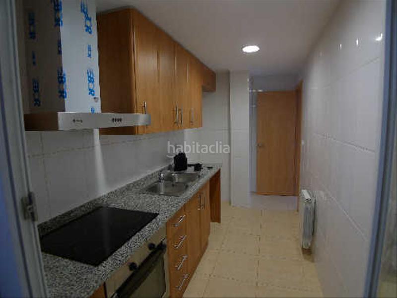 Foto c7af1966-2857-47e0-bc89-d67b5373efea. Piso  en Eixample-Horta Capallera Figueres