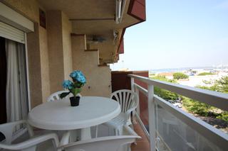 Pis a Puig Rom-Canyelles-Almadrava. Piso