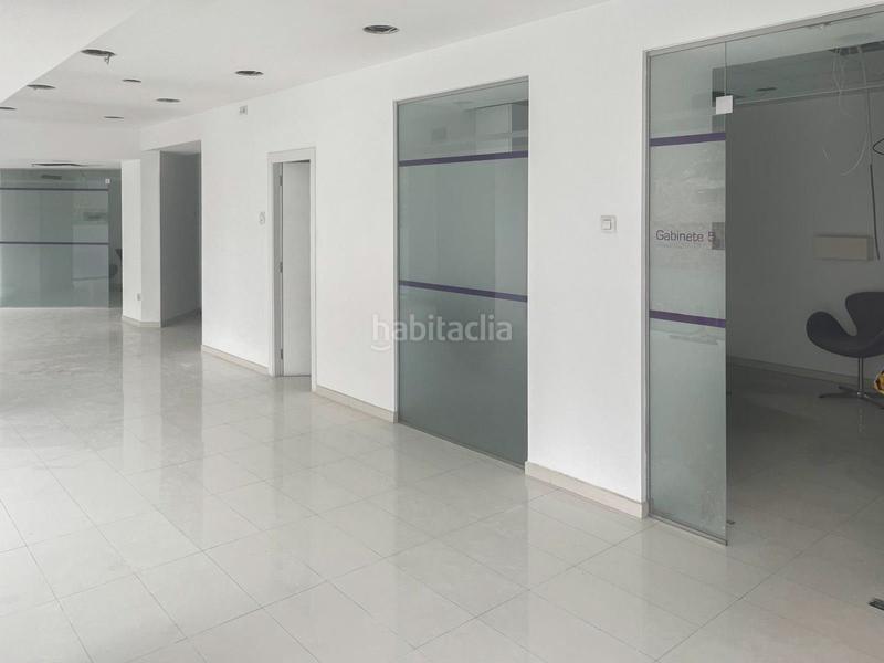 Foto 615a2678-98df-4998-a258-38b9be78cff5. Location bureau dans Eixample Nord Girona