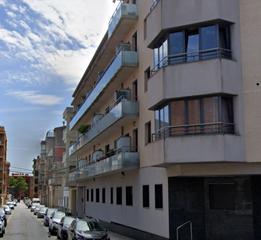 Aparcament cotxe a Poble Nou-Olivar Gran. Aparcamiento