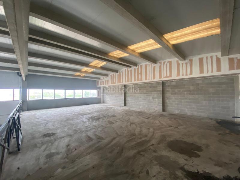 Foto f13ce9f1-8a56-4a8d-ae5f-54942493244d. Alquiler nave industrial nave en Vilafant