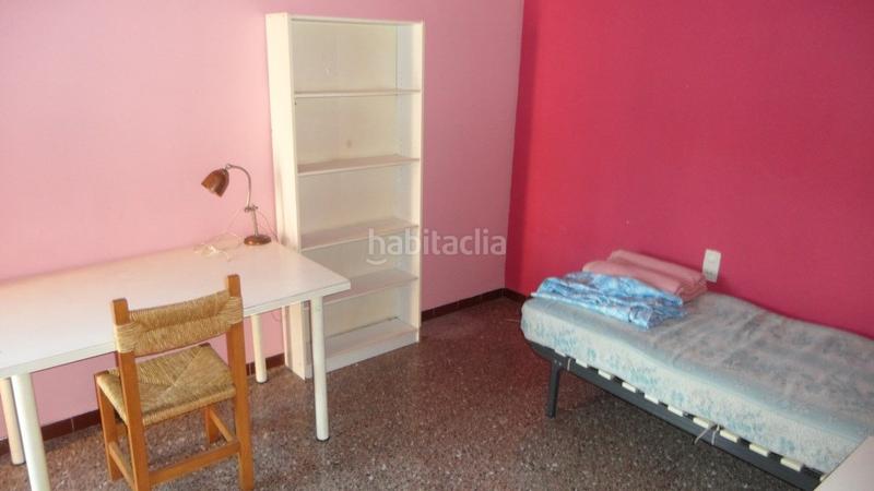 Foto a608834b-abed-4ad3-8055-161ce8f806af. Alquiler piso  en Eixample Nord Girona