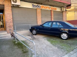 Local Comercial a Poble Nou-Olivar Gran. Local