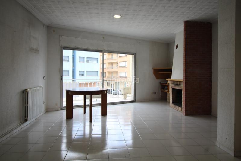 Foto 47dd8524-1f84-438d-a1c3-e0f3689742c3. Xalet amb aparcament a Eixample-Horta Capallera Figueres