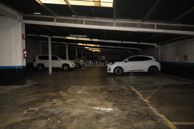 Foto dcee3bff-40bb-408a-8860-a650d62e8a50. Xalet amb aparcament a Eixample-Horta Capallera Figueres