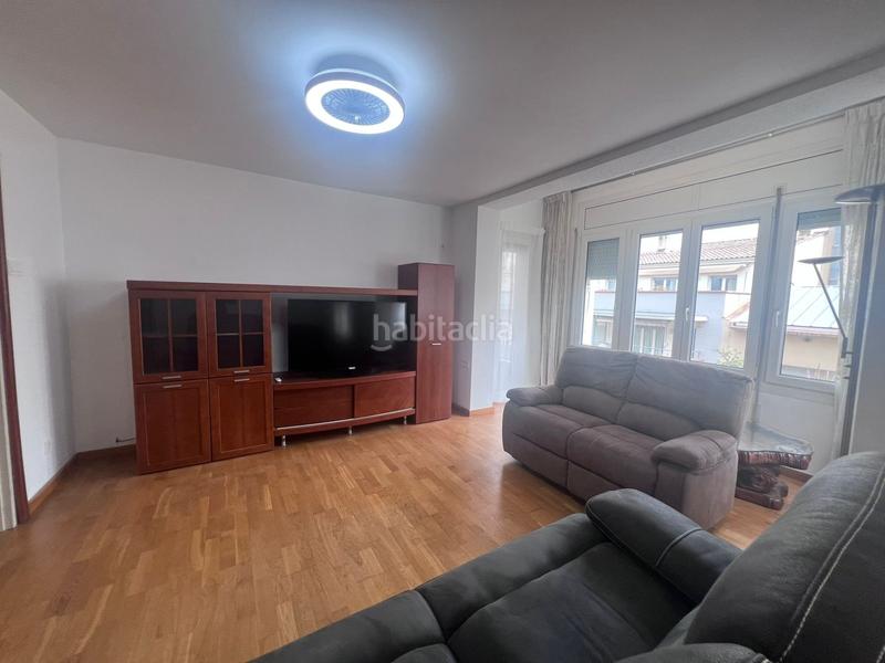 Foto c0444eb9-4b78-46f2-90a2-b9f03daa8e19. Rent flat with heating in Eixample Sud-Migdia Girona