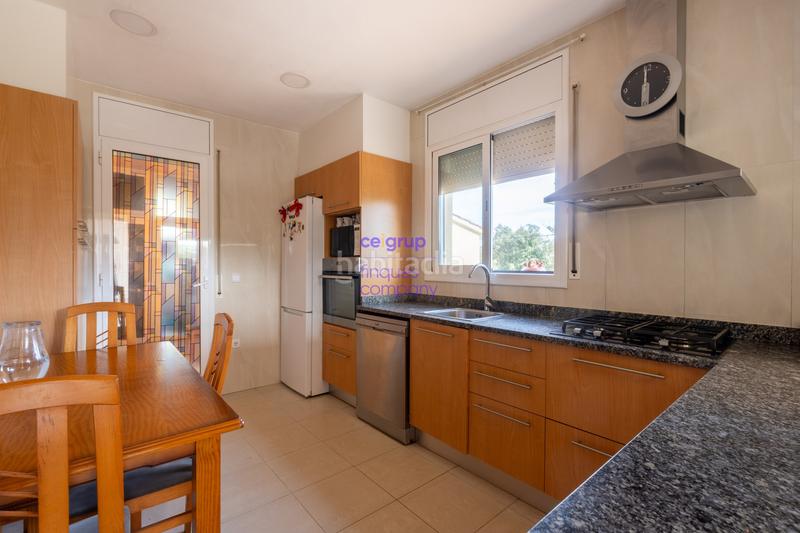 Foto 554f3b57-60ec-41e4-b012-87c20ebe9fe3. Xalet amb calefacció aparcament a Bescanó