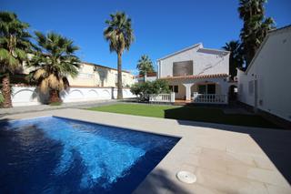 Piano terra in Moxó - Sant Mori. Piso