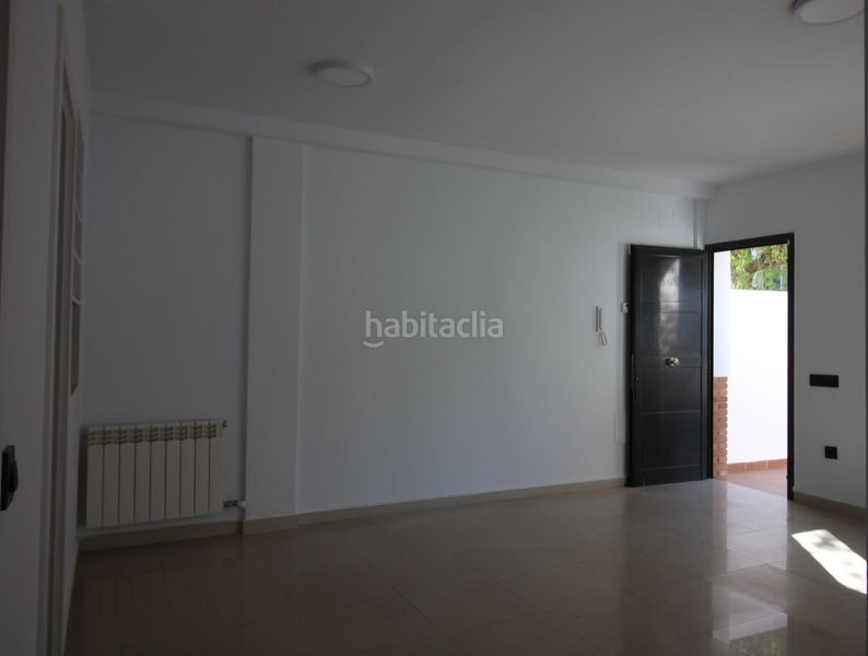 Foto 74e07ed0-21fb-49c7-94c9-c233303687ac. Planta baixa amb calefacció a Poble Nou-Olivar Gran Figueres