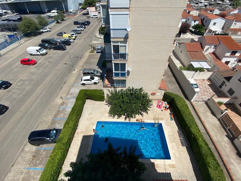 Foto f875332c-a031-4c36-b7d2-7e30942d92e8. Pis amb aparcament piscina a Puig Rom-Canyelles-Almadrava Roses