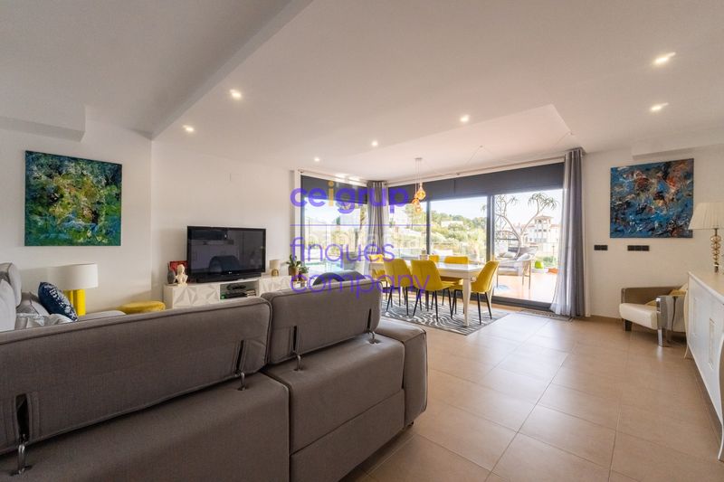 Foto b3e7794b-9d2e-4cf3-96c3-3546e6a34d1a. Duplex con riscaldamento parcheggio piscina in Grifeu - Cap Ras - Els Estanys - Sant Genís Llançà