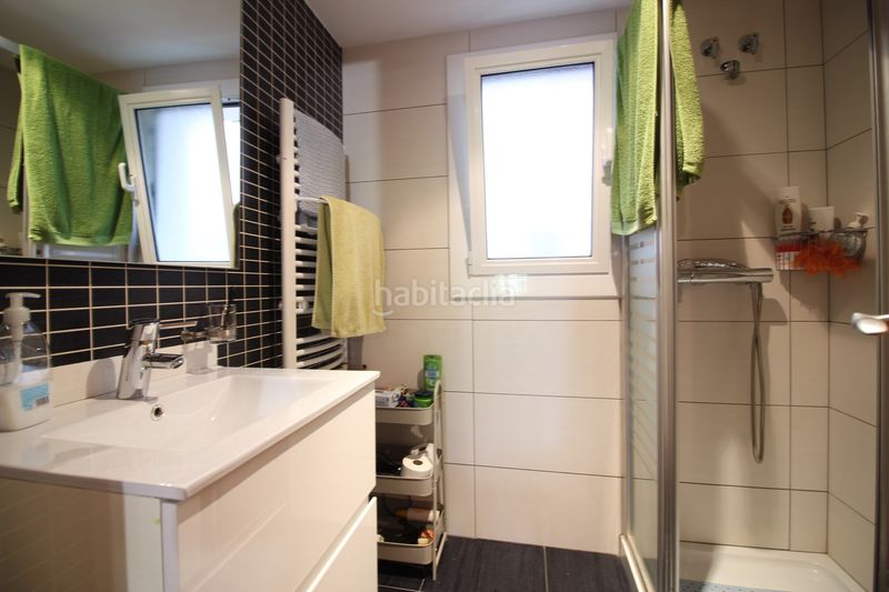 Foto 5f5032a4-2c08-4976-8eb0-efc1617a2ee2. Pis a Centre Roses