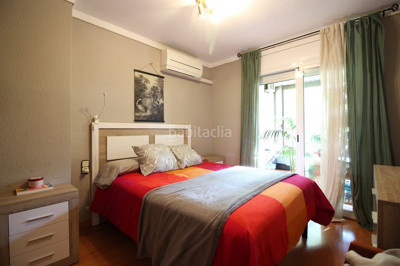 Foto aef992a1-90a2-4437-bf2d-67b0714326c4. Pis a Centre Roses