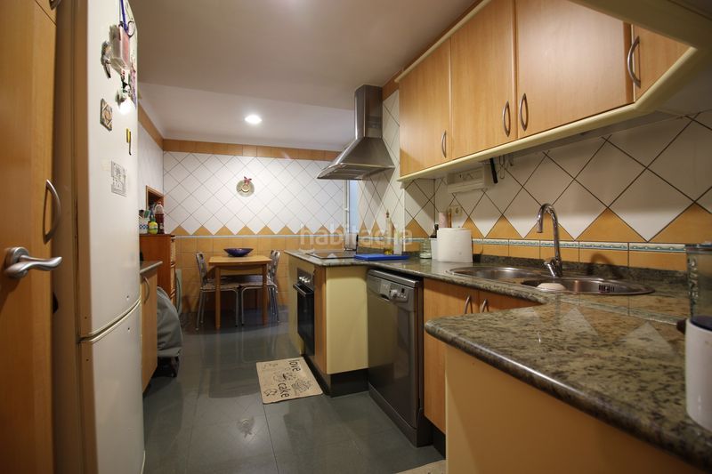 Foto c8aabdc1-5d78-4794-b3fb-4c3611dccbd4. Pis a Centre Roses