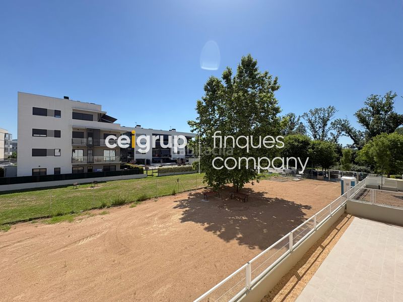 Foto b40a0c02-14fb-4139-9de1-39fef55fadfc. Pis 104m<sup>2</sup> amb calefacció piscina a Domeny Girona