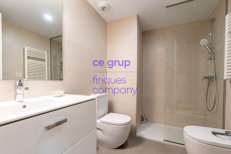 Foto 948b58c9-963b-45a6-8be5-75e97aeb9c03. Planta baixa amb calefacció aparcament piscina a Llançà