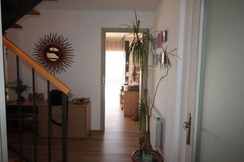 Foto 43a2636b-3256-4a0f-8952-fae3251f2d76. Duplex con riscaldamento parcheggio in Eixample-Horta Capallera Figueres