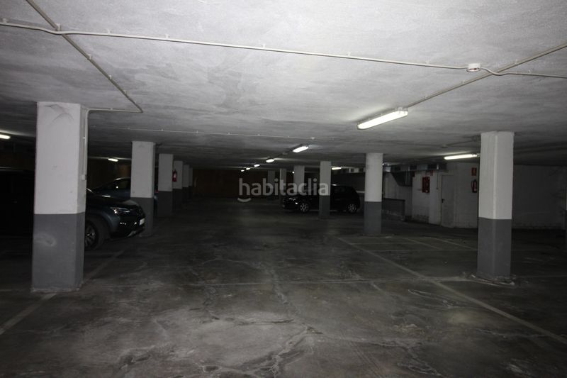 Foto 44baccba-a3db-4a90-b228-c076d982fef1. Duplex con riscaldamento parcheggio in Eixample-Horta Capallera Figueres