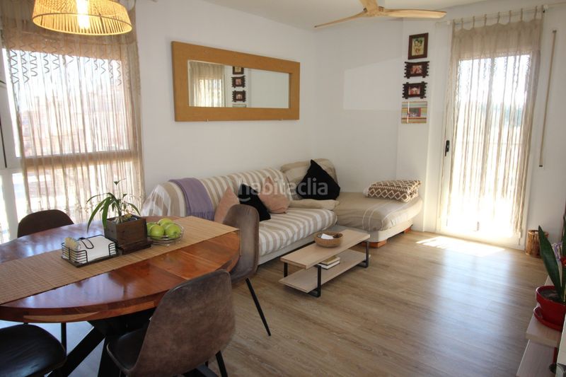 Foto 56c01e82-9ccd-4761-9aa2-d3d37fb10627. Duplex con riscaldamento parcheggio in Eixample-Horta Capallera Figueres