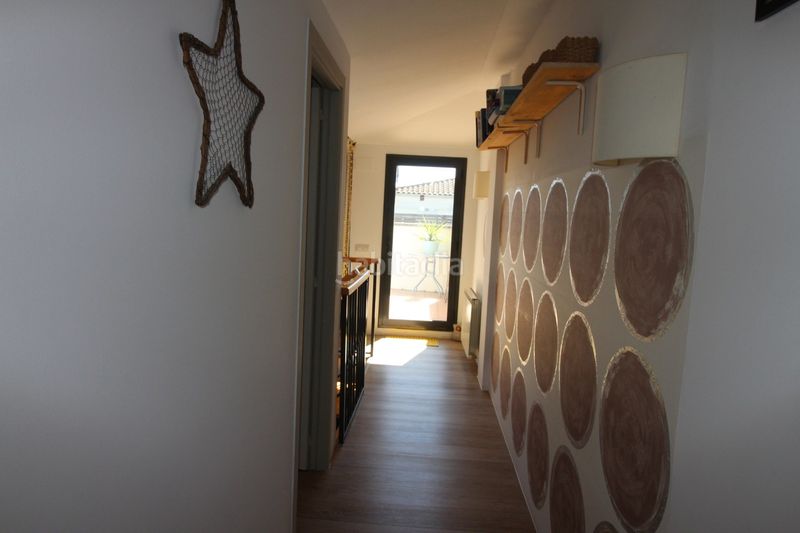 Foto 9b97d119-844c-447b-9bb6-a4c011bc75e7. Duplex con riscaldamento parcheggio in Eixample-Horta Capallera Figueres