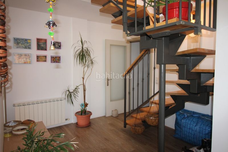 Foto dc2facc4-64f2-4dc2-9495-ff8fea87862d. Duplex con riscaldamento parcheggio in Eixample-Horta Capallera Figueres