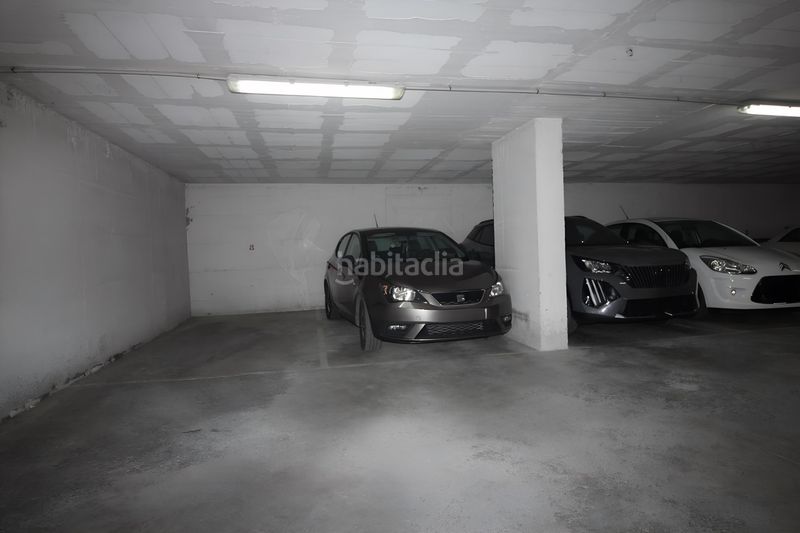 Foto 1bc7e29f-5d60-48ce-a994-a00bc2277f4c. Pis amb calefacció aparcament a Creu de la Mà Figueres