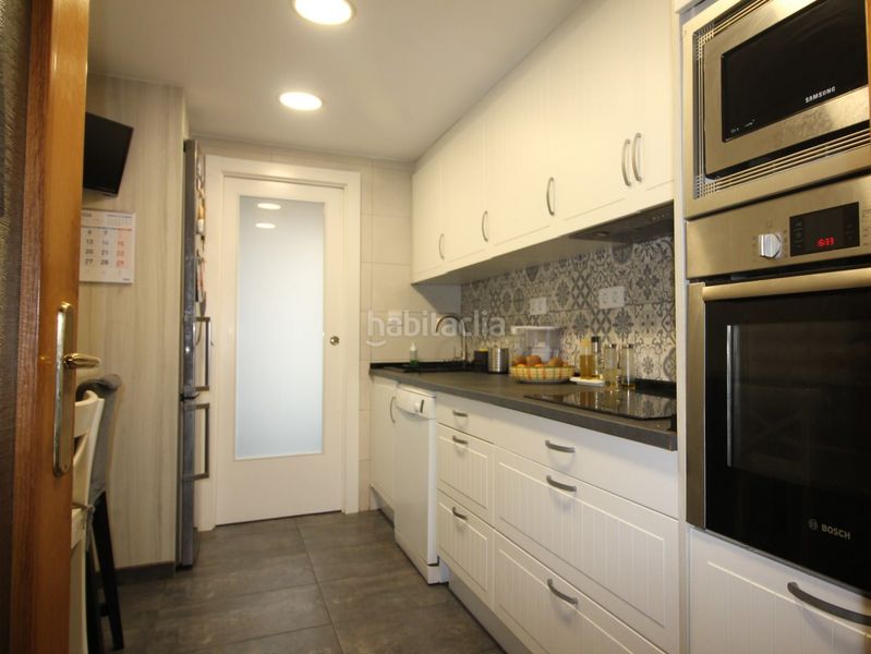 Foto f18a1f56-eb9a-4d1e-a9c7-3b2dab7ee70d. Pis amb calefacció aparcament a Creu de la Mà Figueres