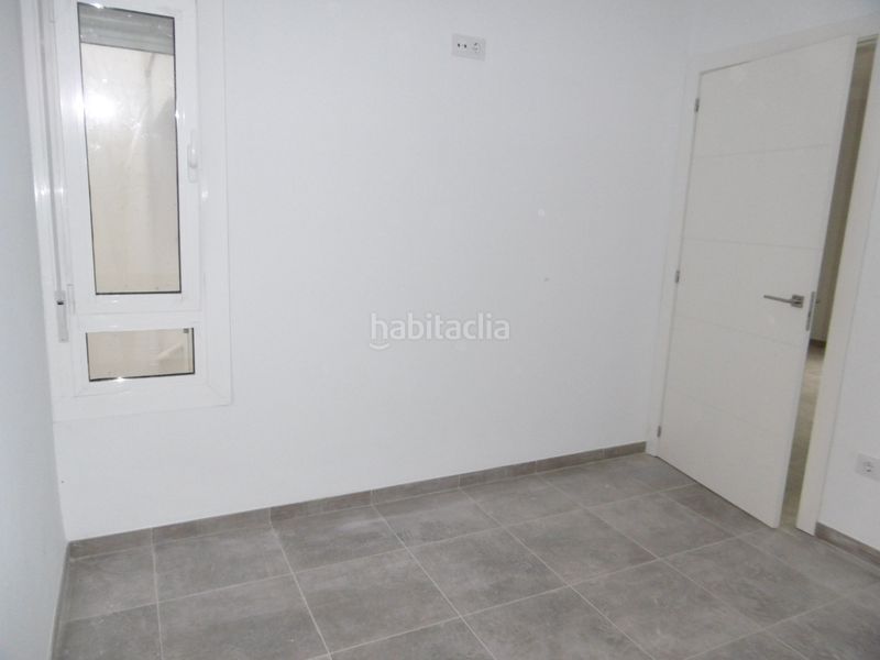 Foto 163d1394-678e-4091-b86b-7b863c6f9e34. Piso  en Eixample-Horta Capallera Figueres