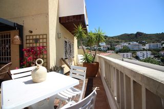 Xalet a Puig Rom-Canyelles-Almadrava