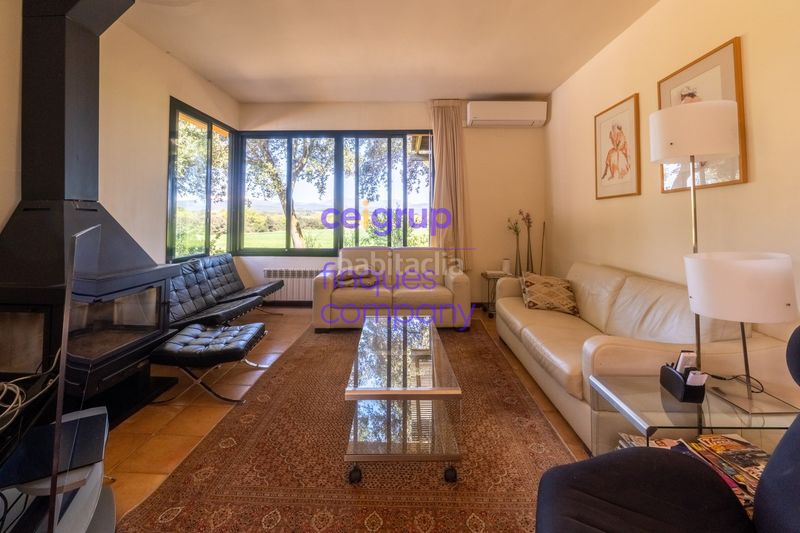 Foto eec02dbd-7447-427b-8821-b1ee0c48641f. Chalet casa chalet en Navata