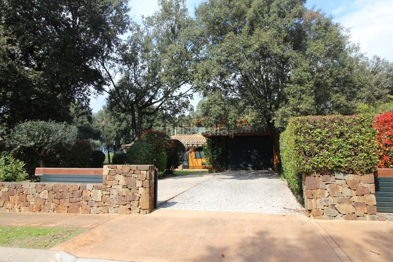 Foto f81acc9c-f868-4869-a199-b121a6728d2b. Chalet casa chalet en Navata