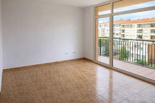 Pis a Creu de la Mà. Piso
