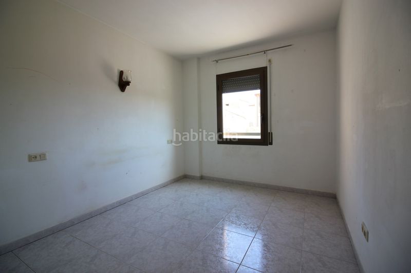 Foto 9e2d2ed2-cda6-4bdb-9479-5f518857452c. Pis a Palau-saverdera