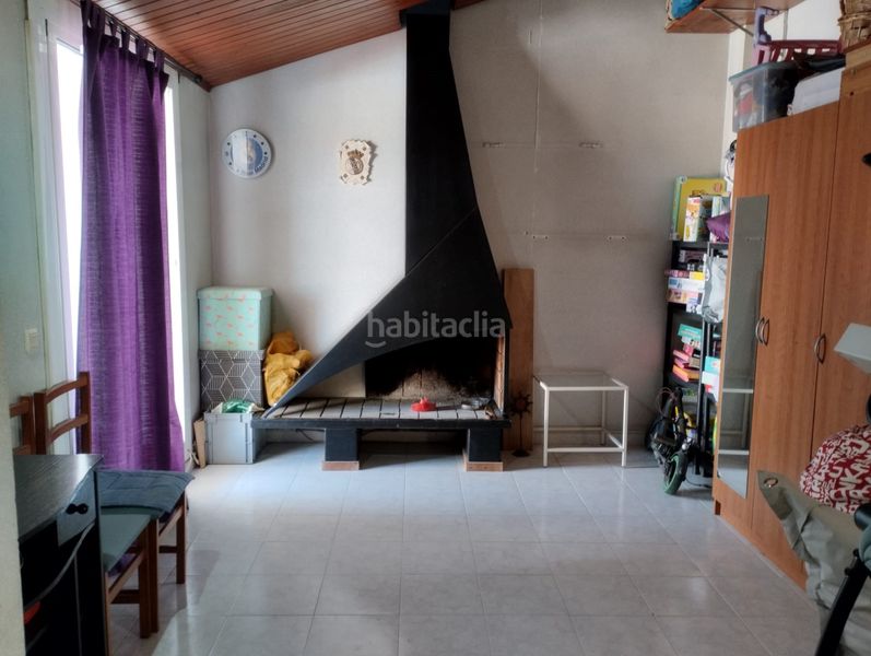 Foto 46930dbf-1b7c-43b1-bd43-01bc2ed55e5e. Duplex avec chauffage parking dans Eixample-Horta Capallera Figueres
