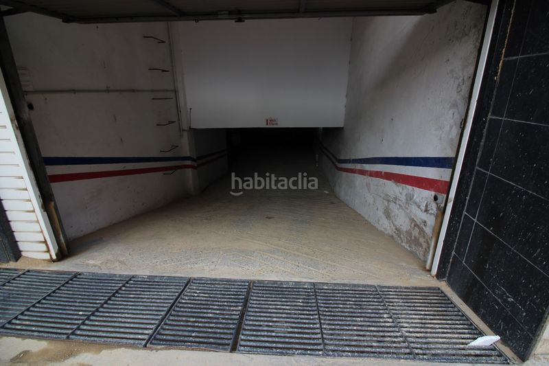 Foto 8892da53-9d74-4f10-b2c7-907594817a26. Aparcament cotxe a Centre Roses