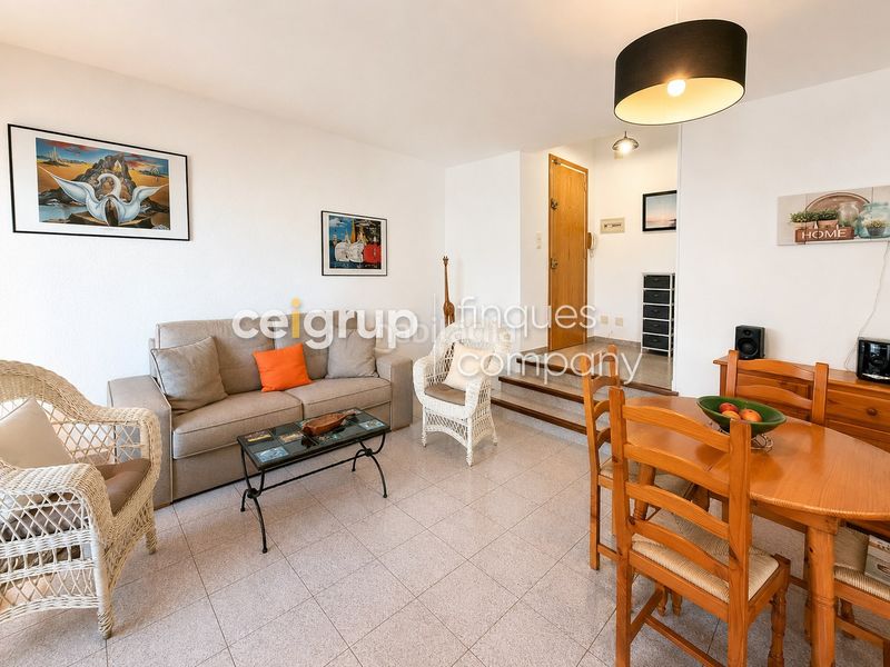 Foto ca0ff191-47a5-46de-b555-42dcee7960fd. Planta baixa amb aparcament piscina a Cau del Llop - Super Fener - Fener Llançà
