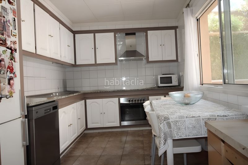 Foto ae3231d0-7fbd-4e5c-8cf6-7277eff3e3d1. Chalet casa chalet en Creu de la Mà Figueres