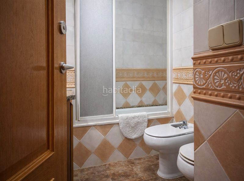 Foto b72e34ce-0e52-4c97-92c4-ca366b3e8ec2. Chalet casa chalet en Creu de la Mà Figueres